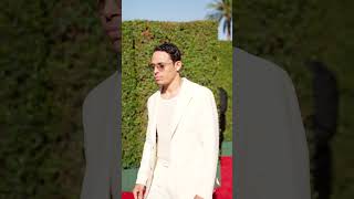 Anthony Ramos hits the carpert