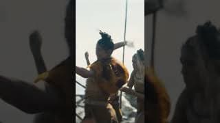 Premieres in three days. ʻEkolu lā a i ka hōʻike mua